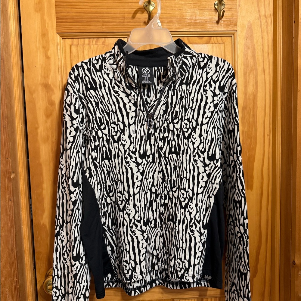 Dare2b Monochrome Patterned Long Sleeve Top